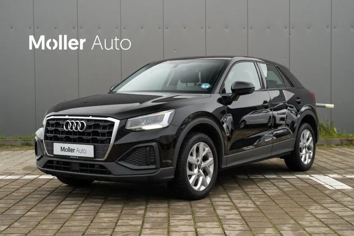 AUDI Q2