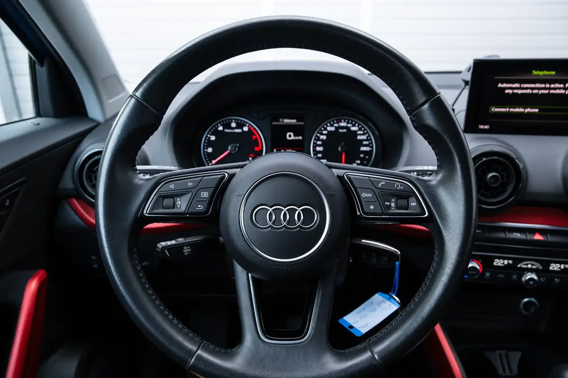 AUDI Q2