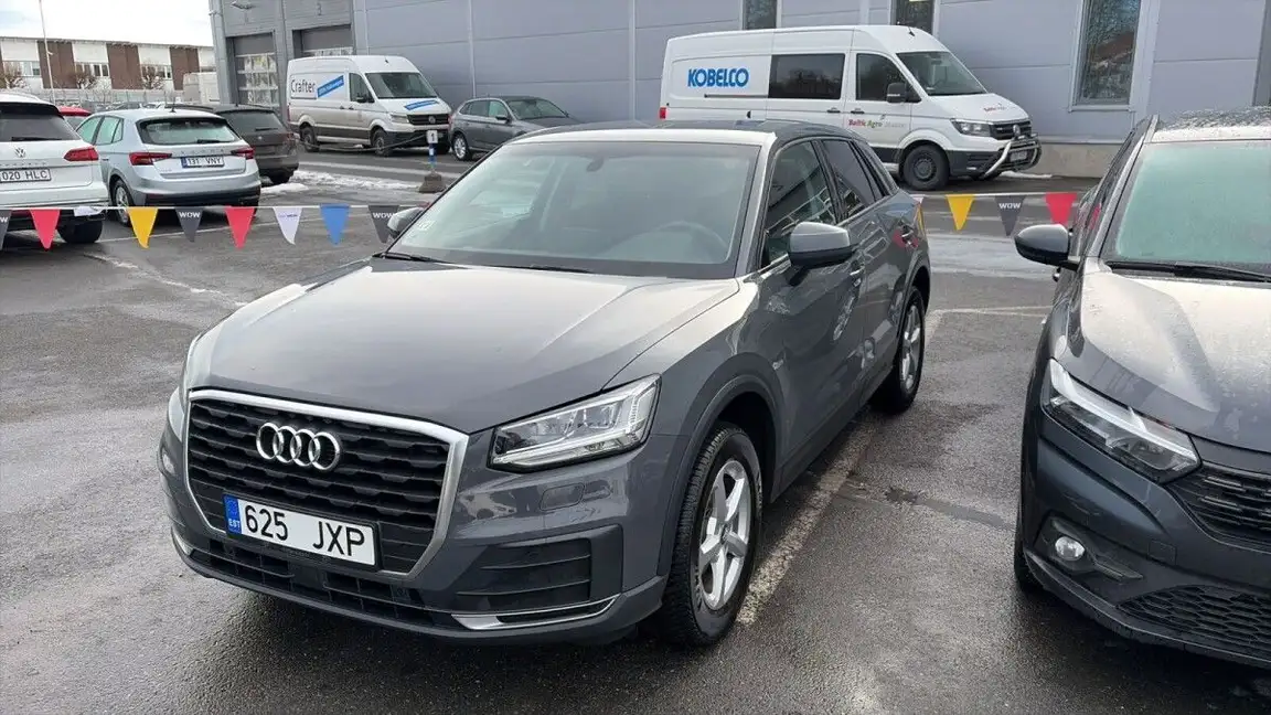 AUDI Q2