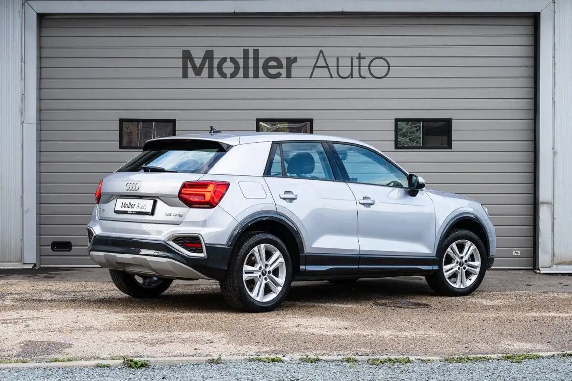 AUDI Q2