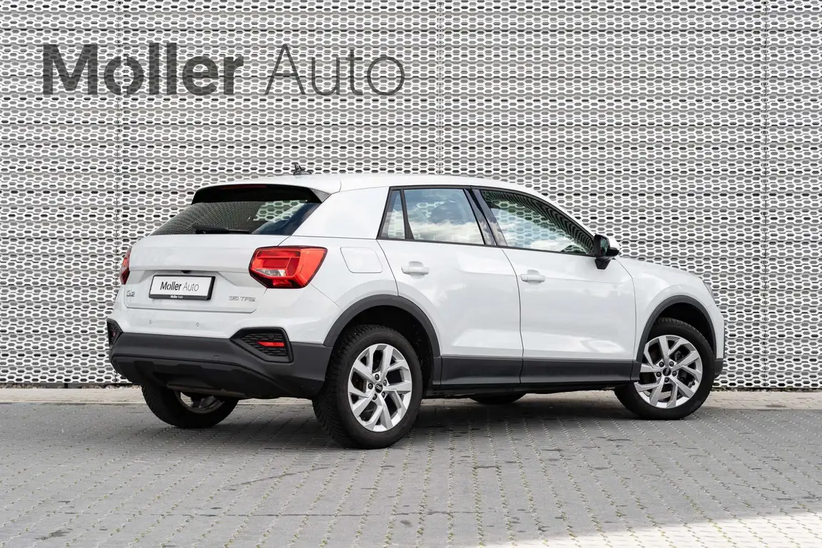 AUDI Q2