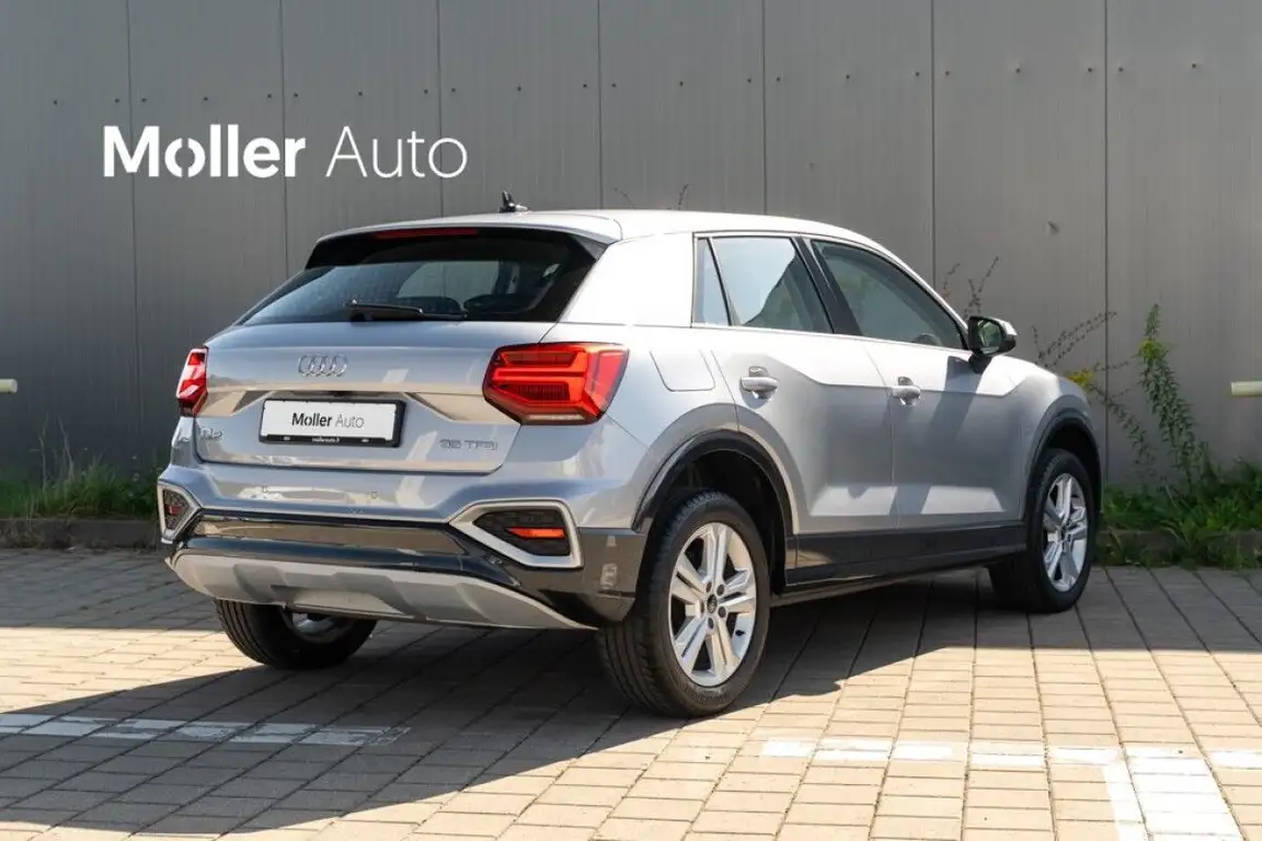 AUDI Q2