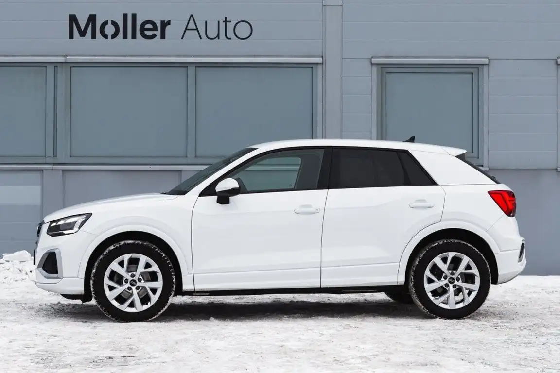 AUDI Q2