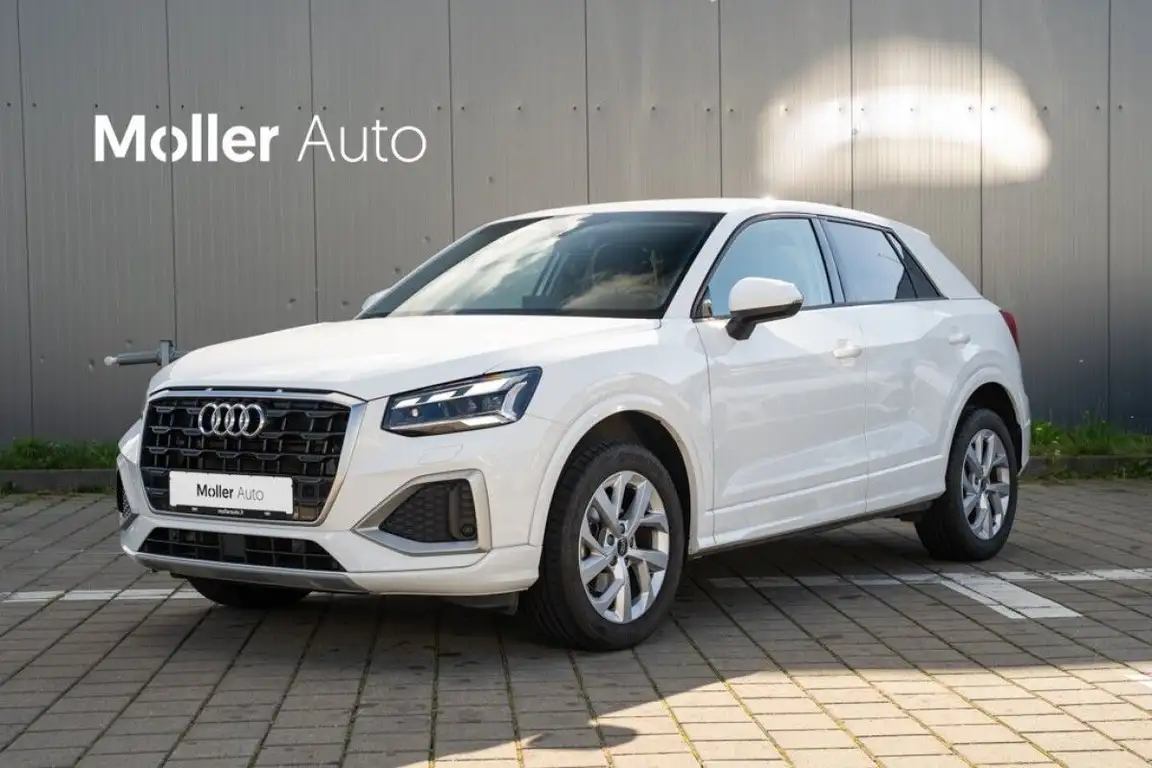 AUDI Q2