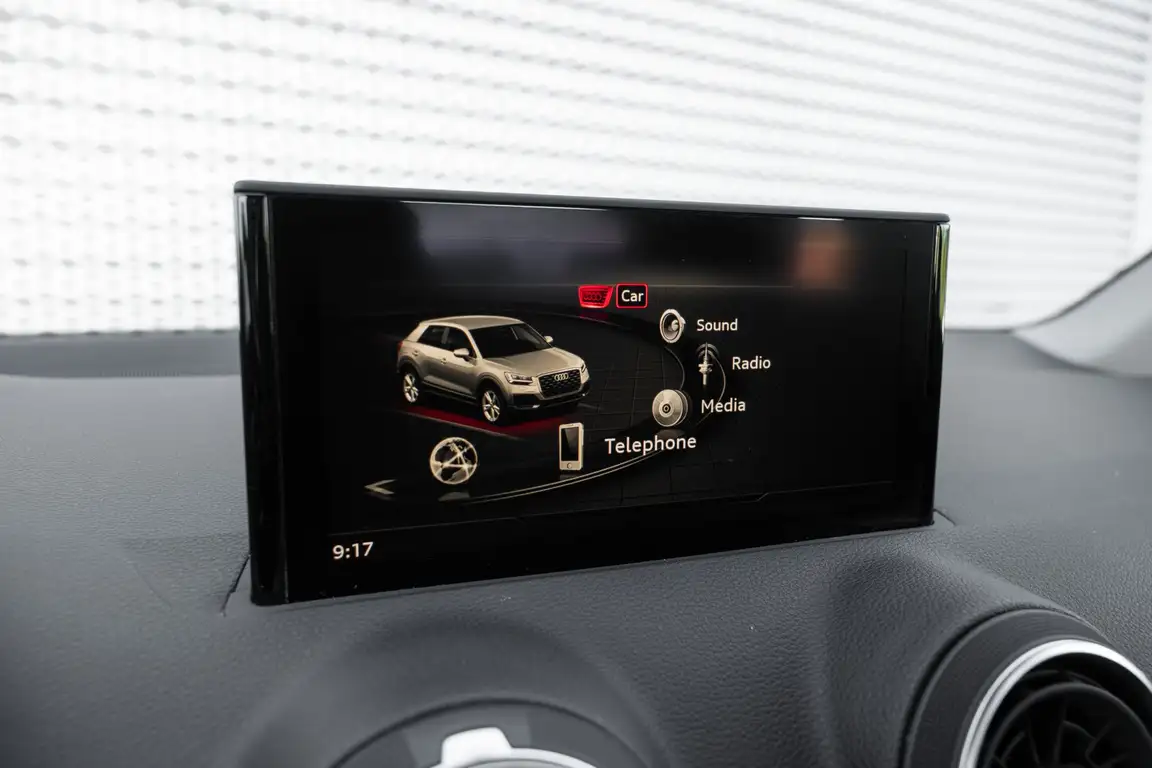 AUDI Q2