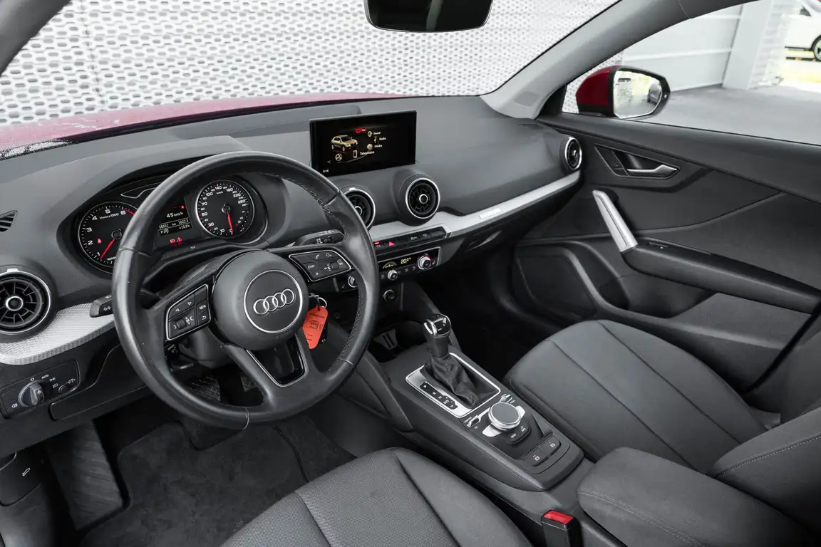 AUDI Q2