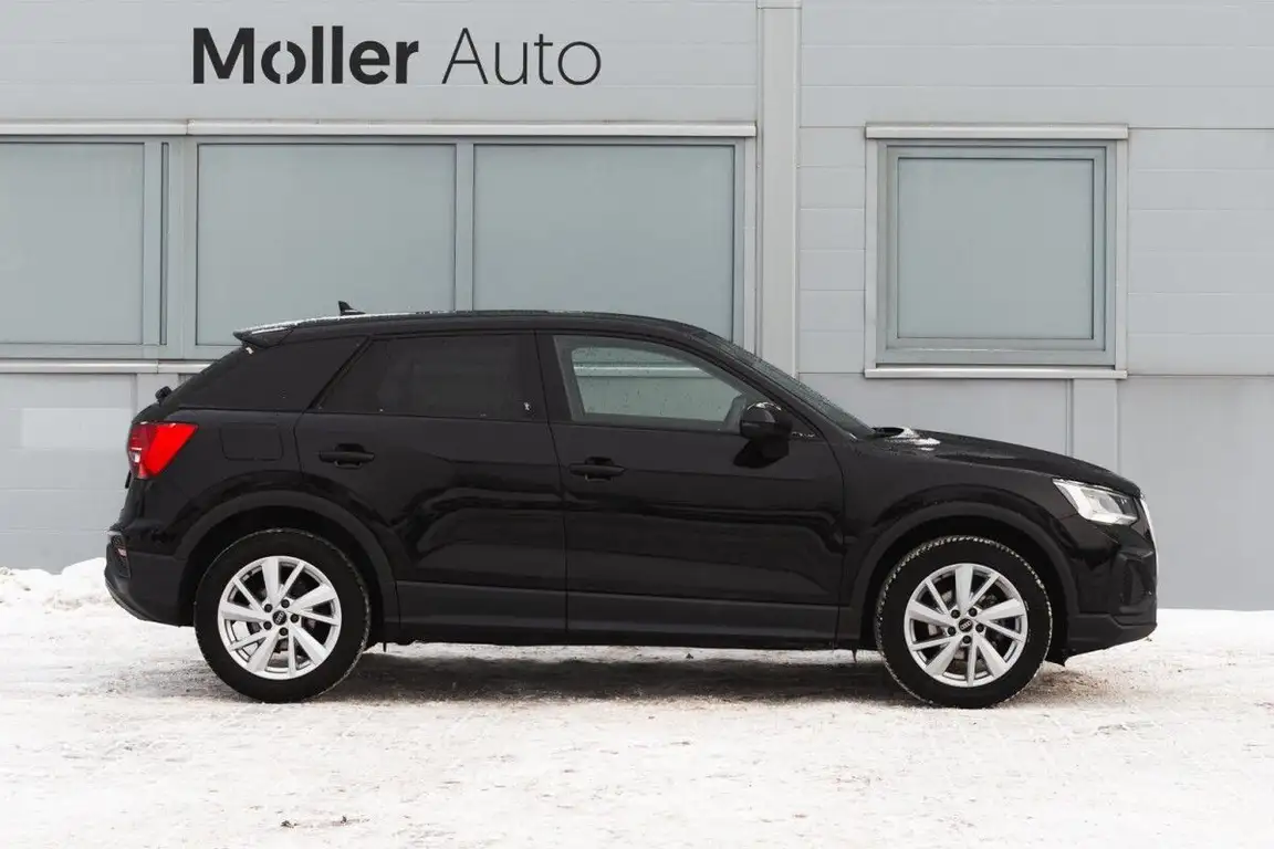 AUDI Q2