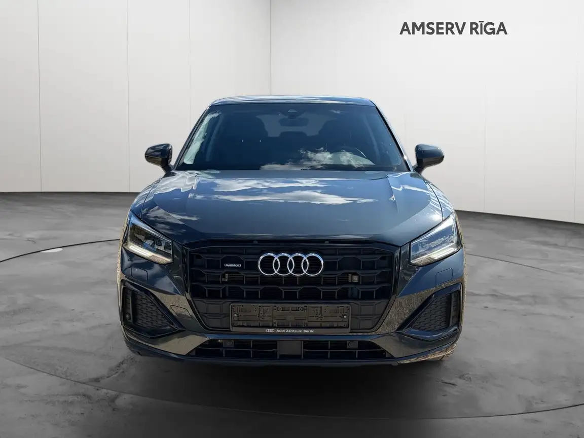 AUDI Q2