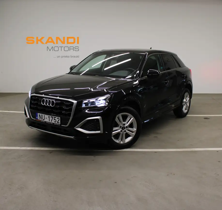 AUDI Q2