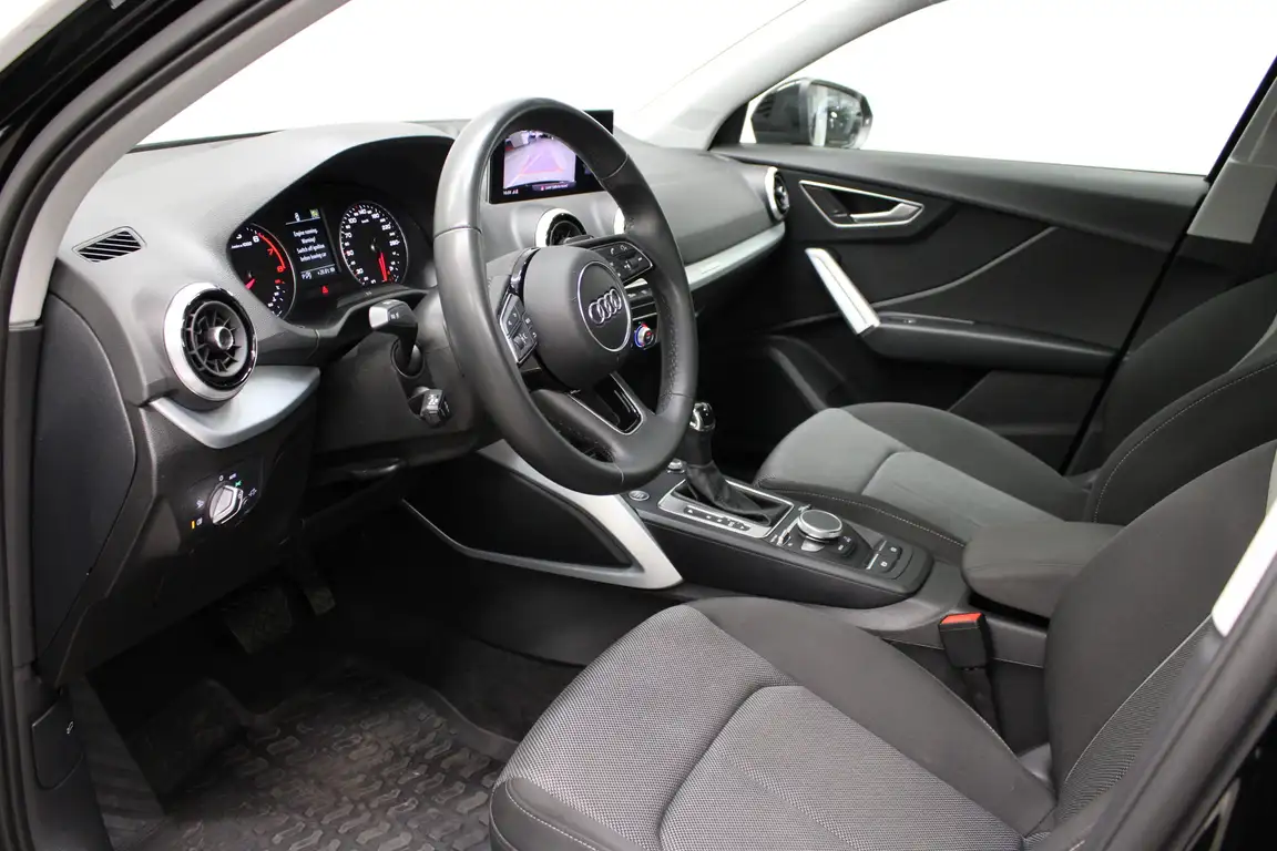 AUDI Q2