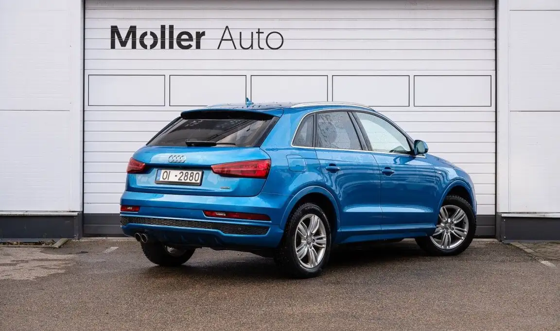 AUDI Q3