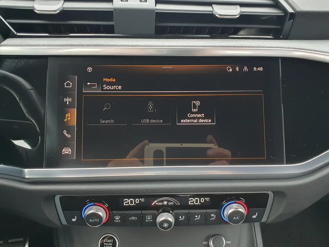 AUDI Q3