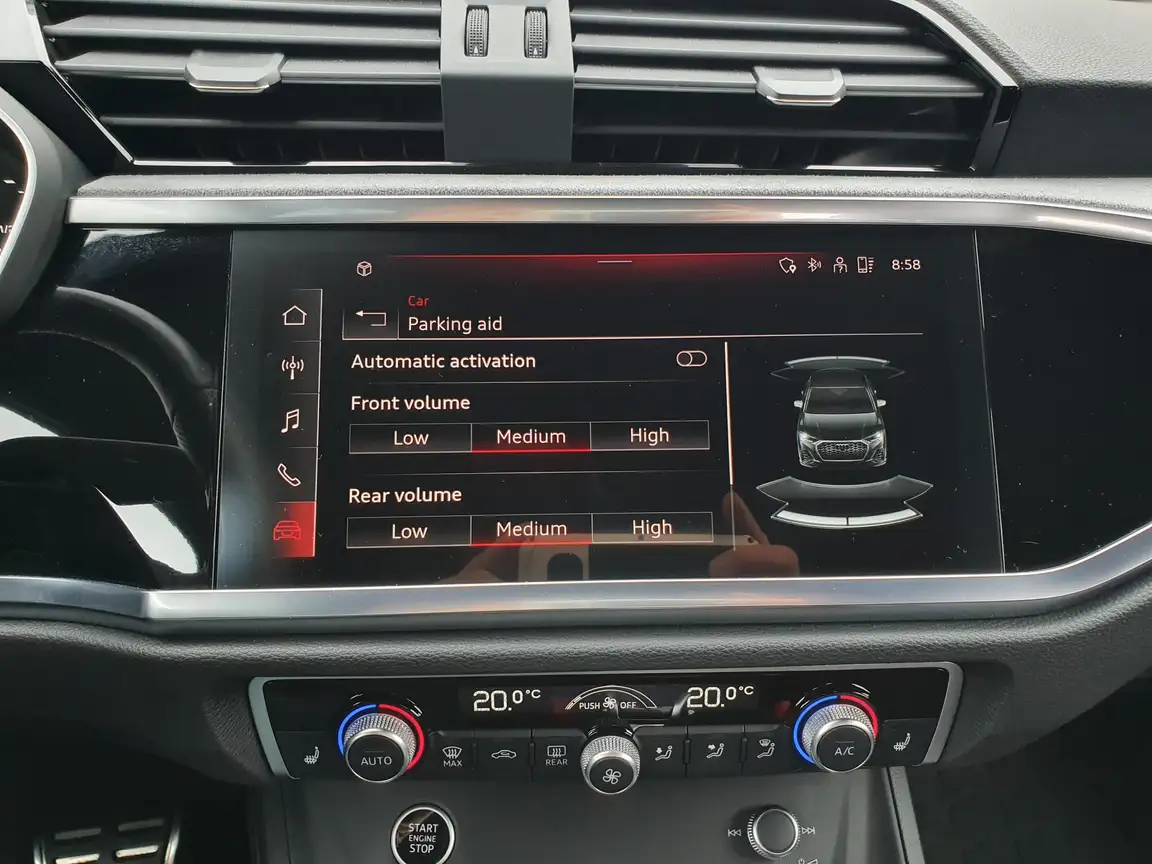 AUDI Q3