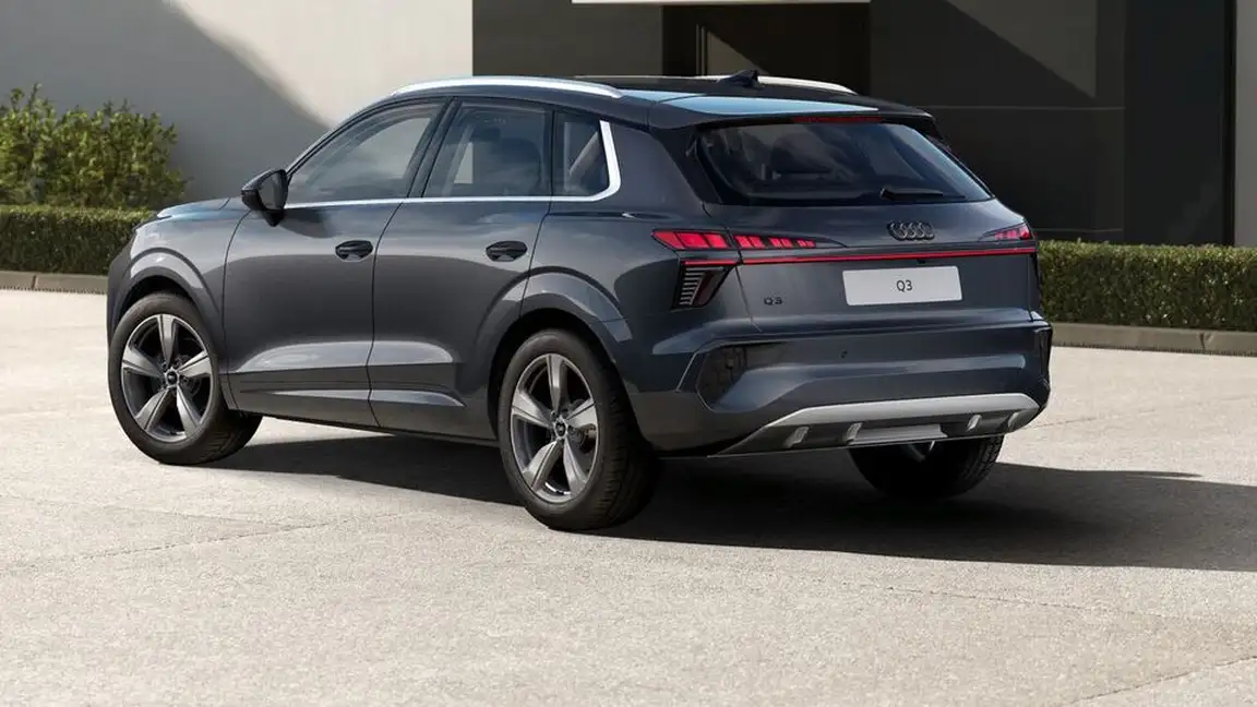 AUDI Q3
