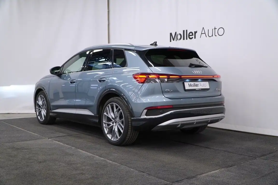 AUDI Q4 E-TRON