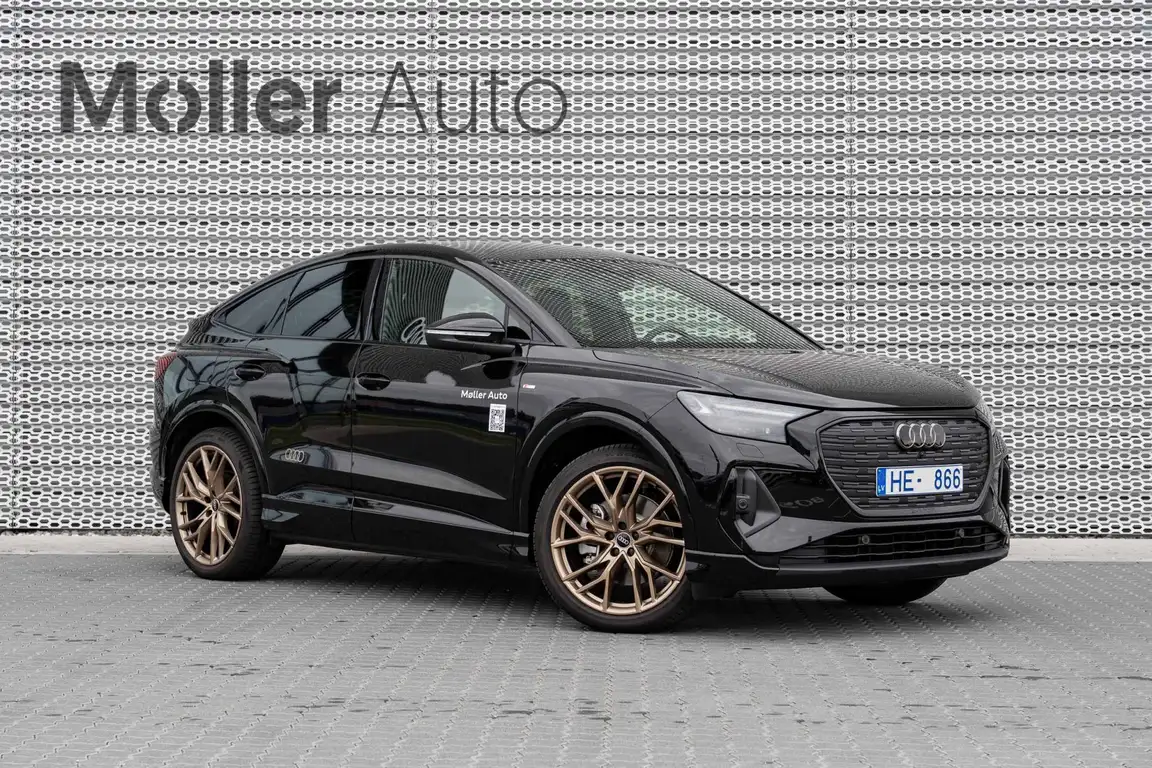 AUDI Q4 E-TRON