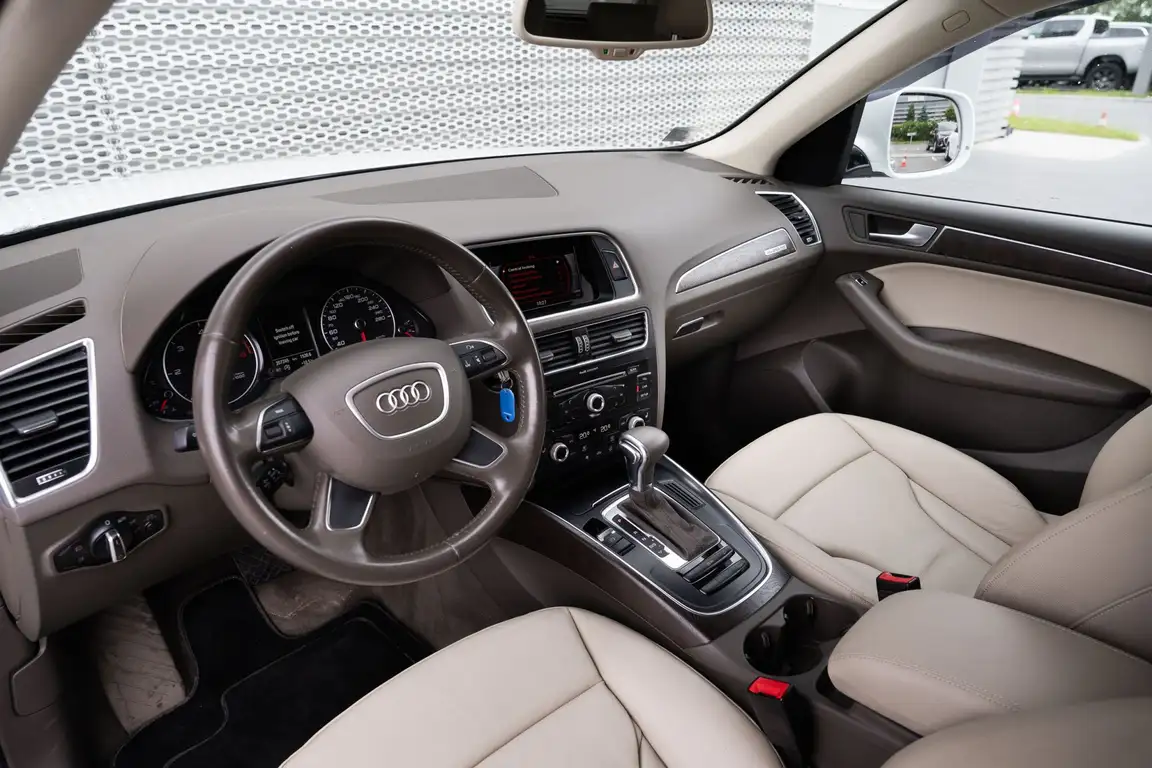 AUDI Q5