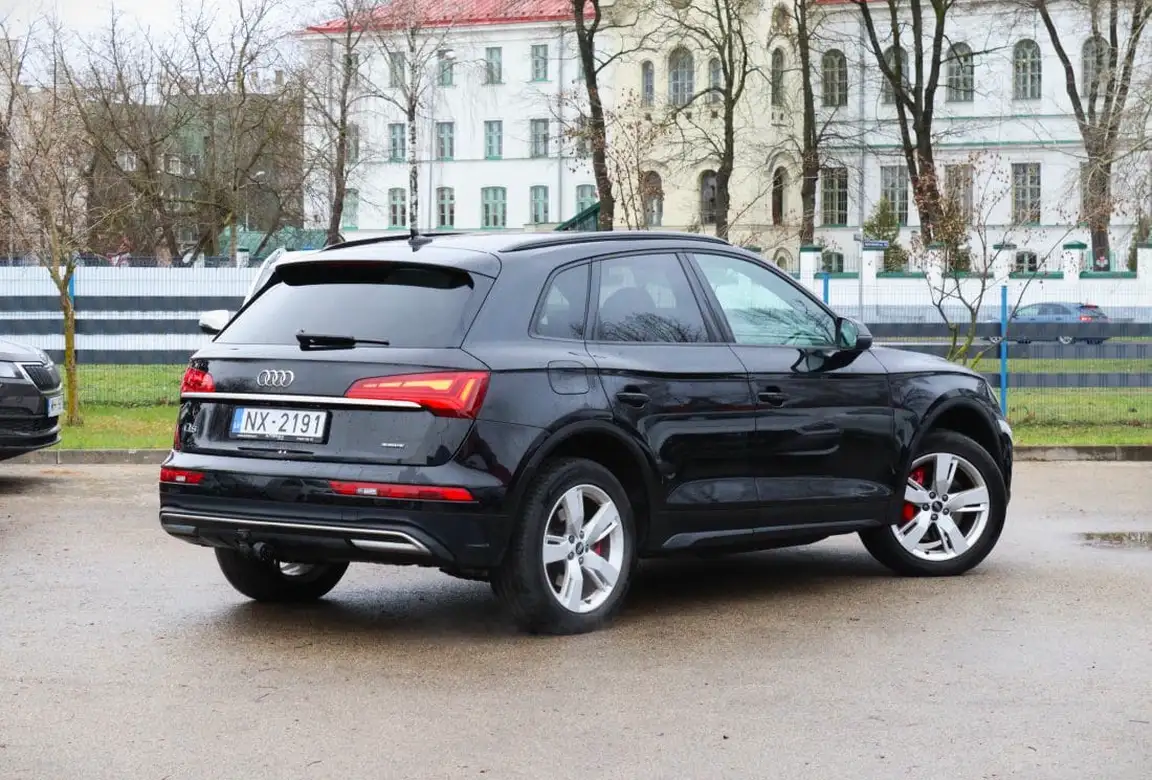 AUDI Q5