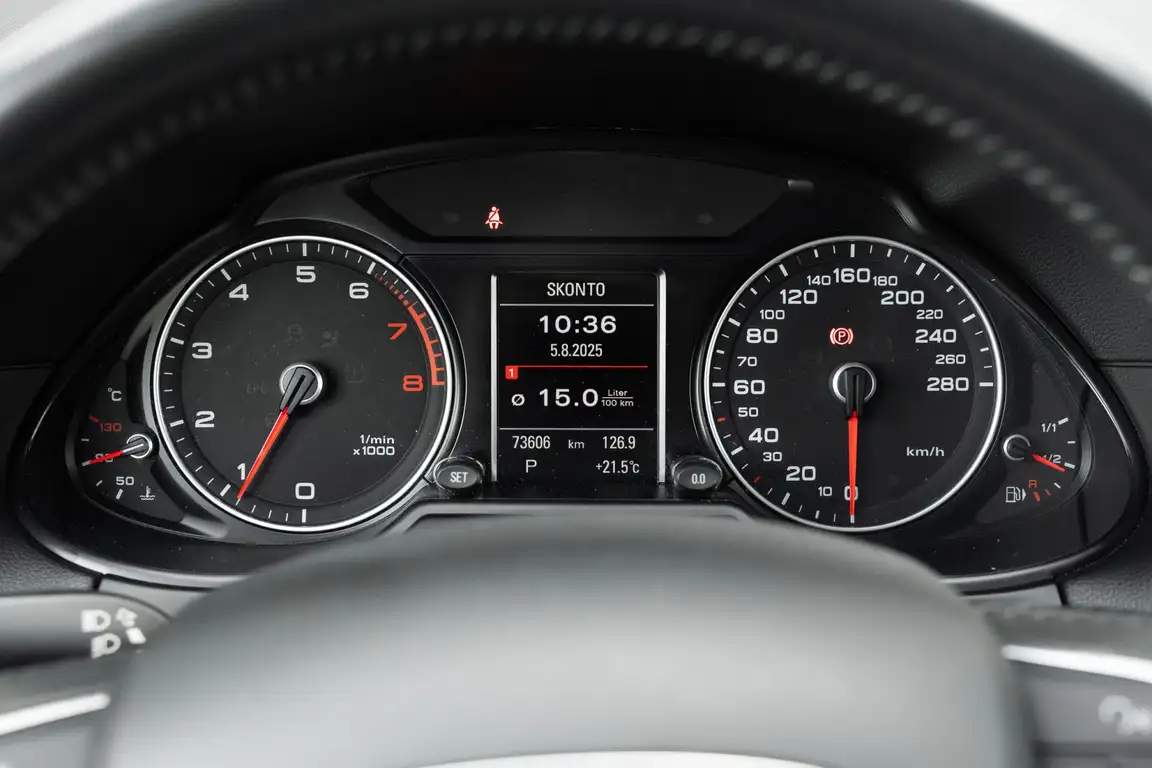AUDI Q5