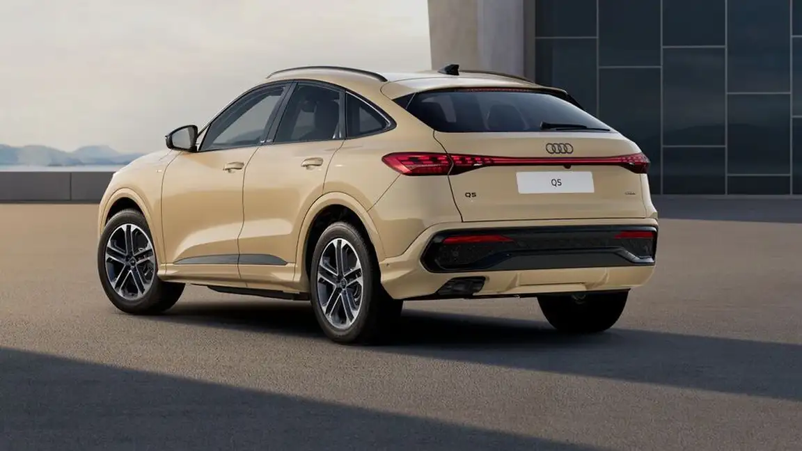 AUDI Q5