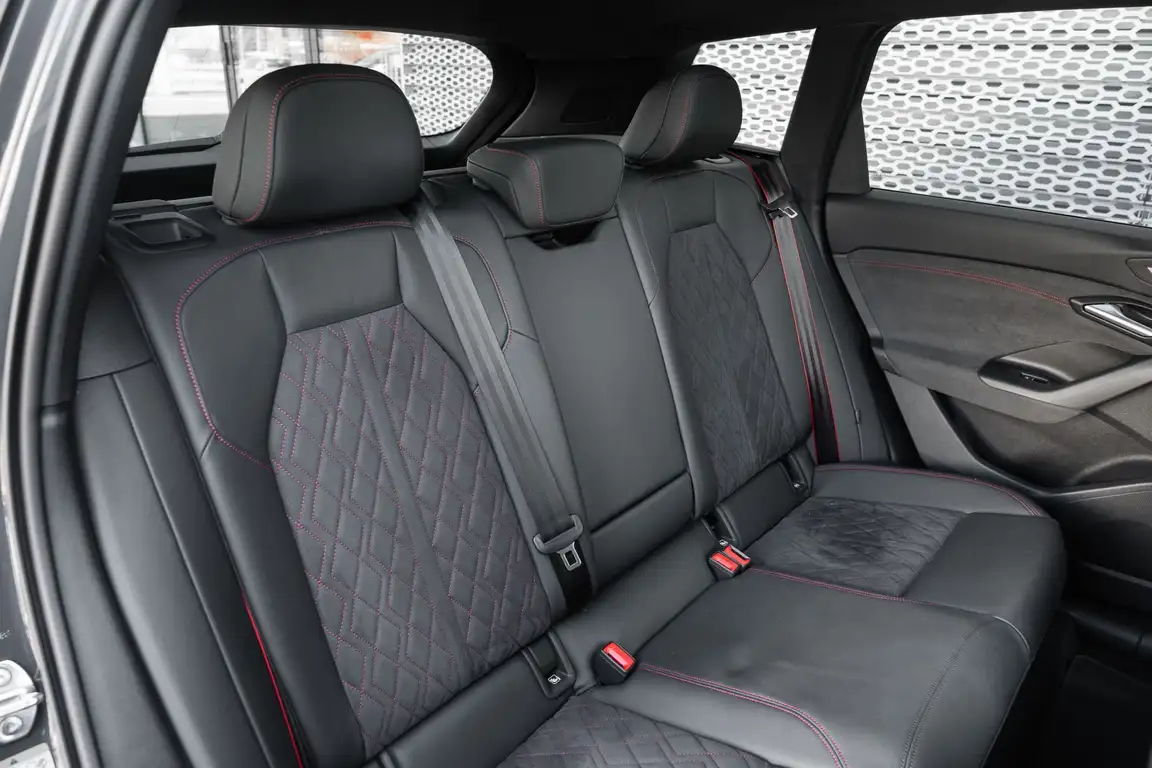 AUDI NONE
