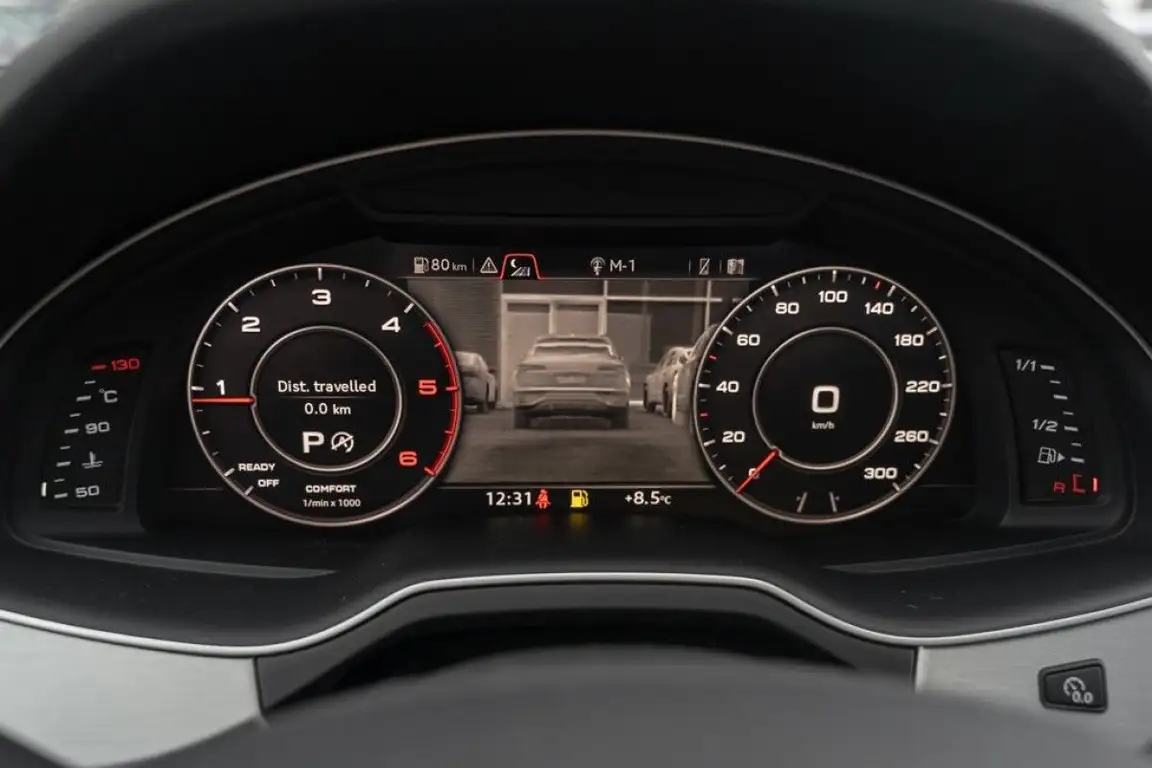 AUDI Q7