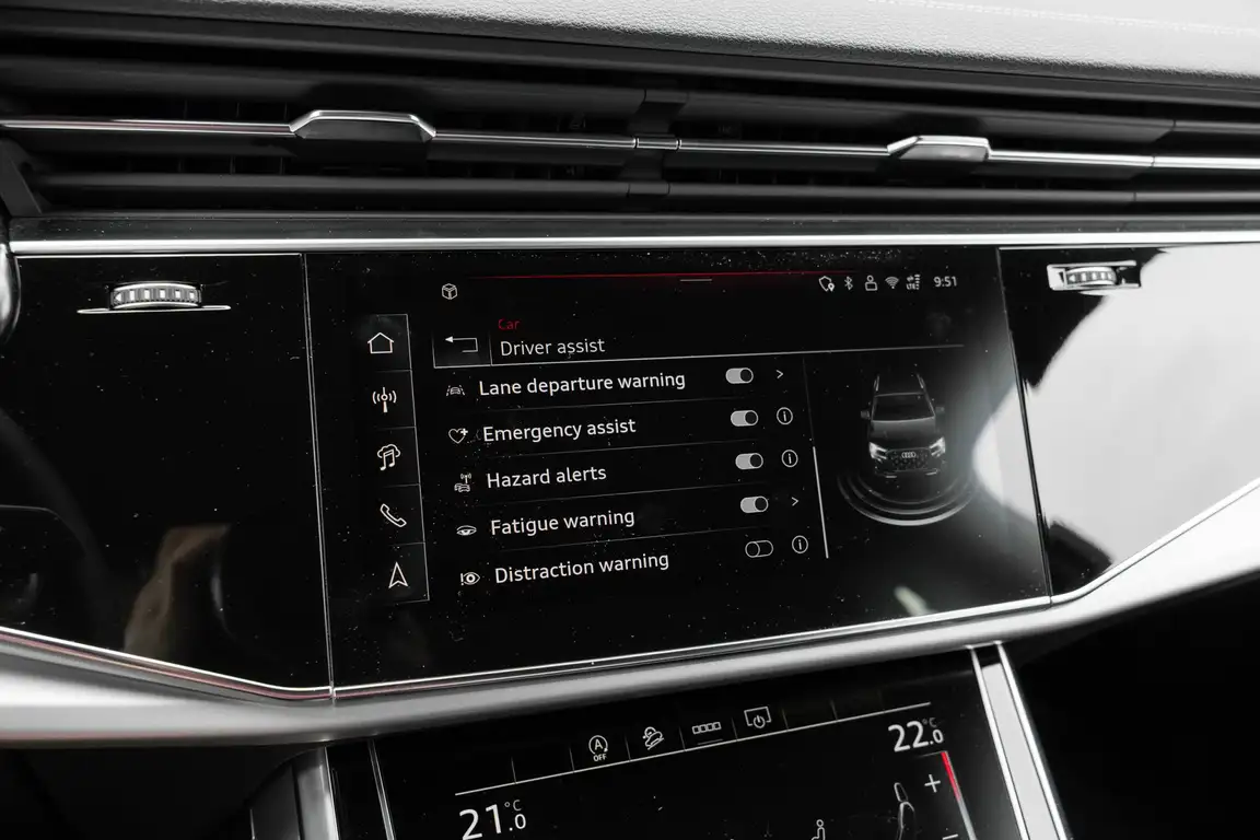 AUDI Q7