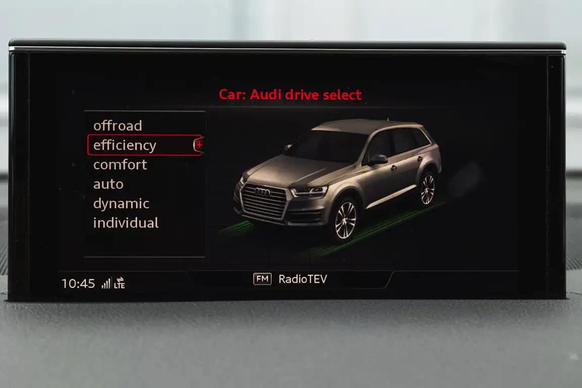 AUDI Q7