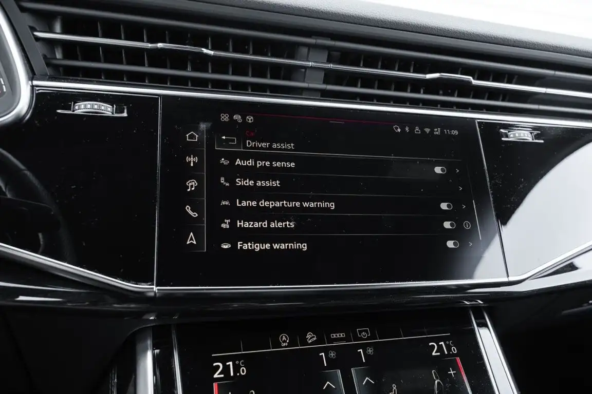 AUDI Q7