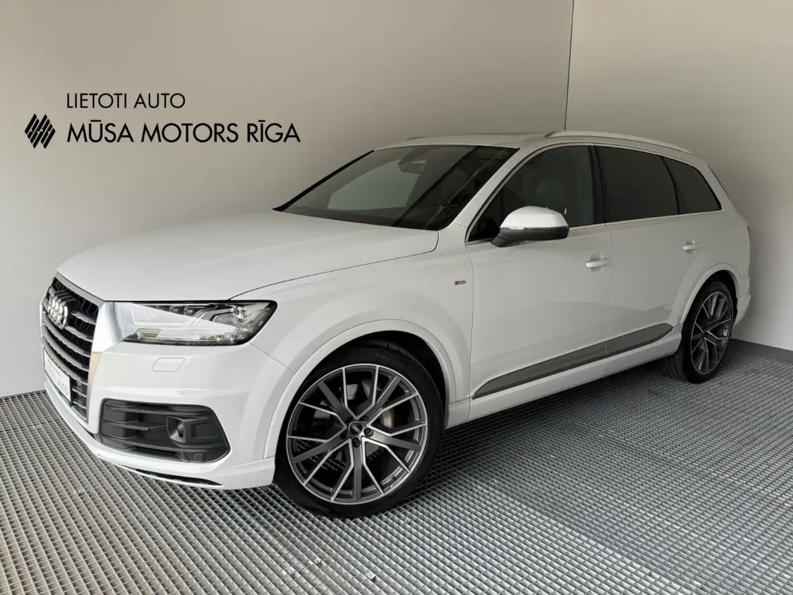 AUDI Q7
