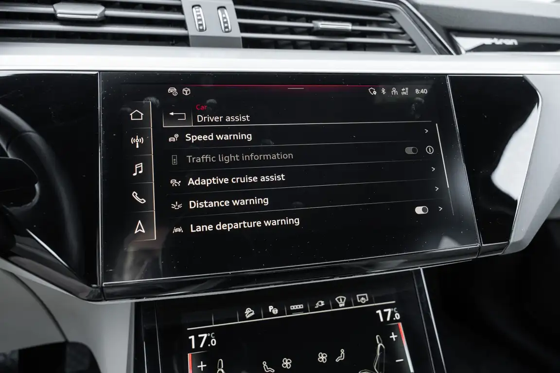 AUDI Q8 E-TRON