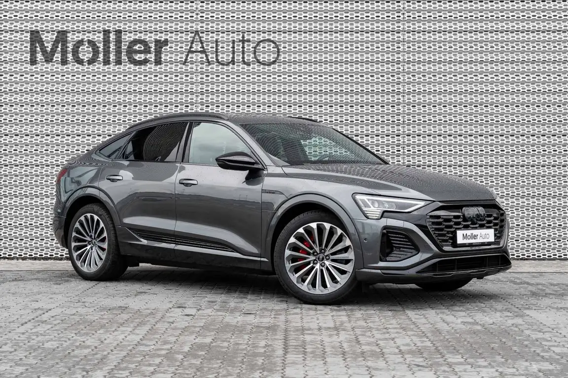 AUDI Q8 E-TRON