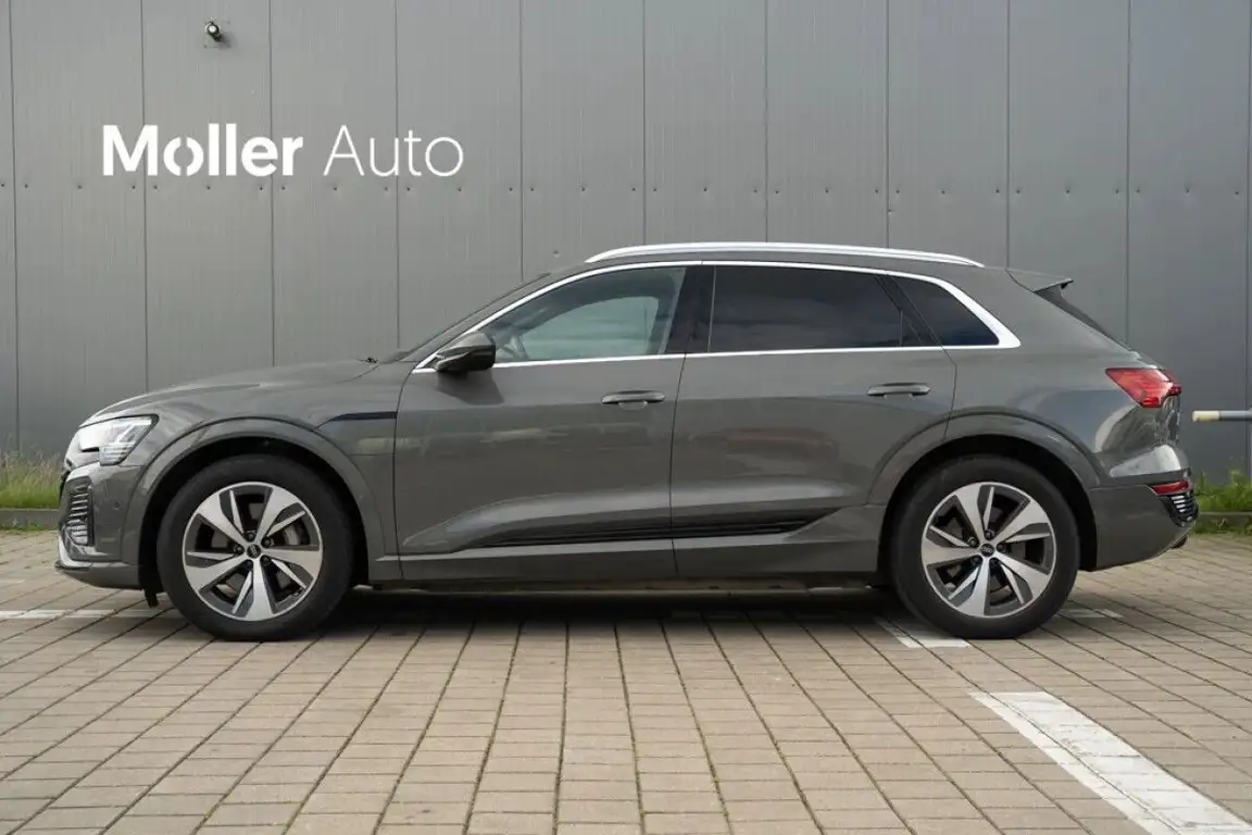 AUDI Q8 E-TRON