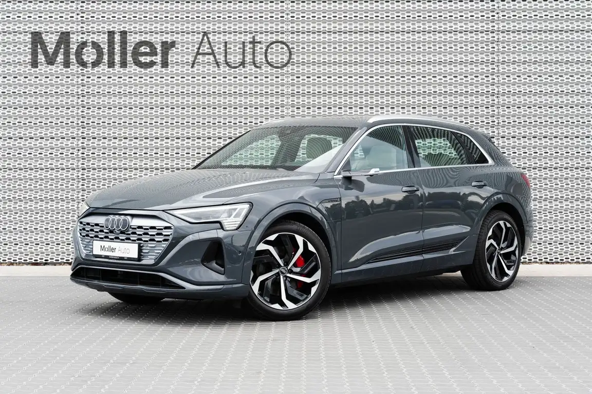 AUDI Q8 E-TRON