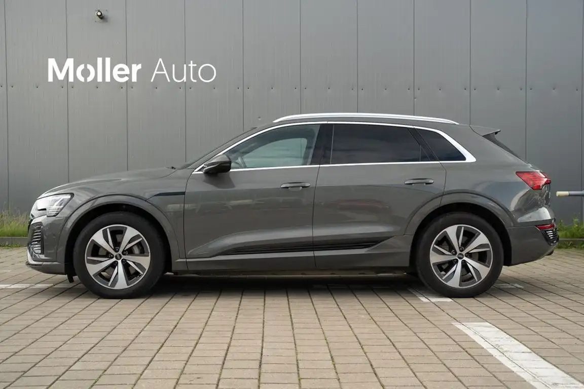 AUDI Q8 E-TRON