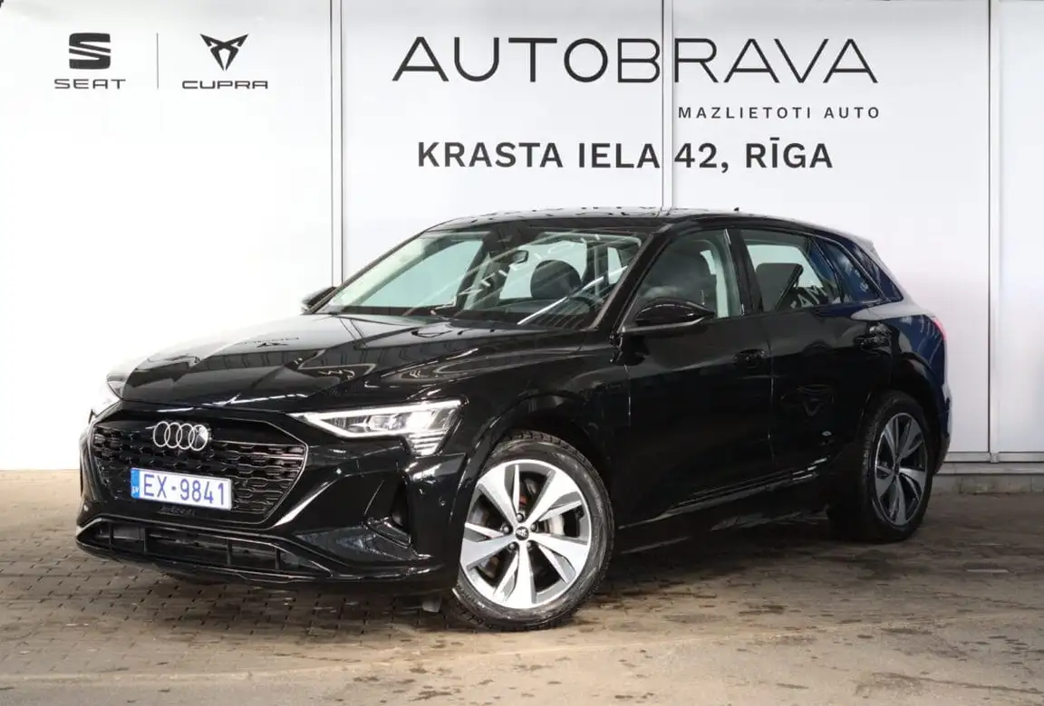 AUDI Q8 E-TRON