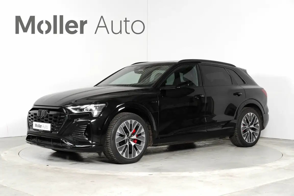 AUDI Q8 E-TRON