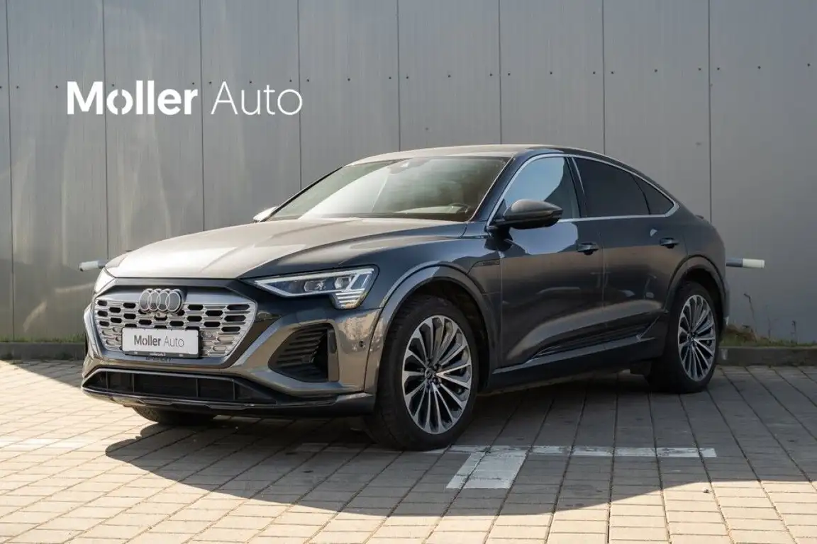 AUDI Q8 E-TRON