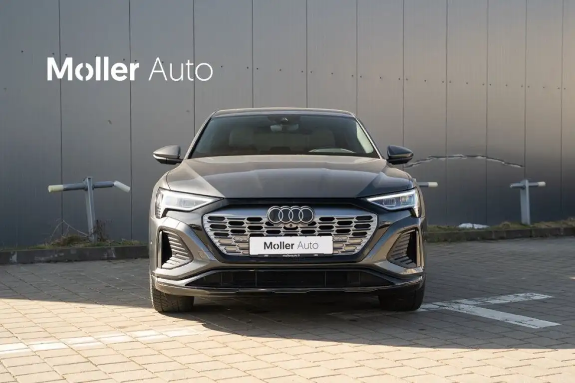AUDI Q8 E-TRON