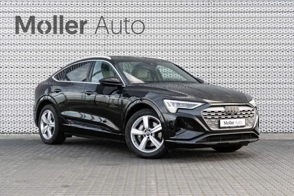 AUDI Q8 E-TRON