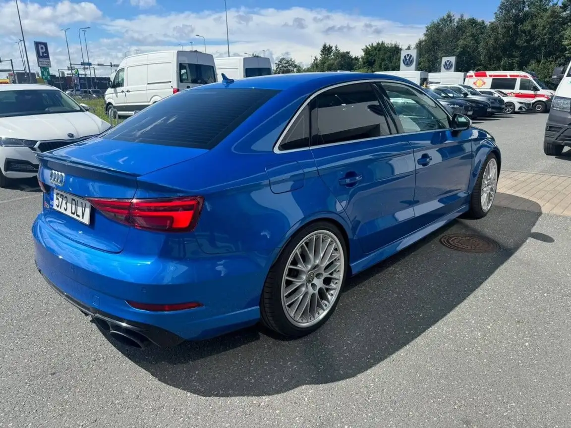 AUDI RS 3