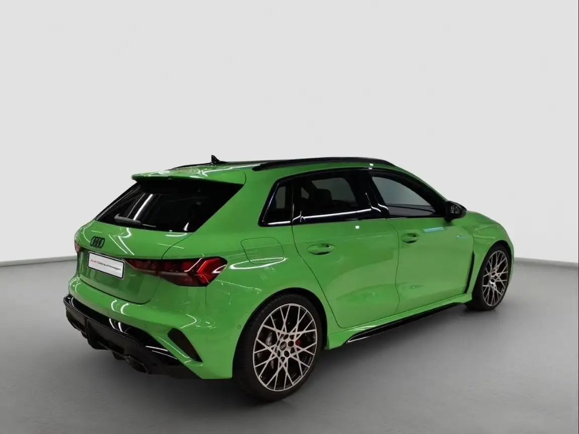 AUDI RS3