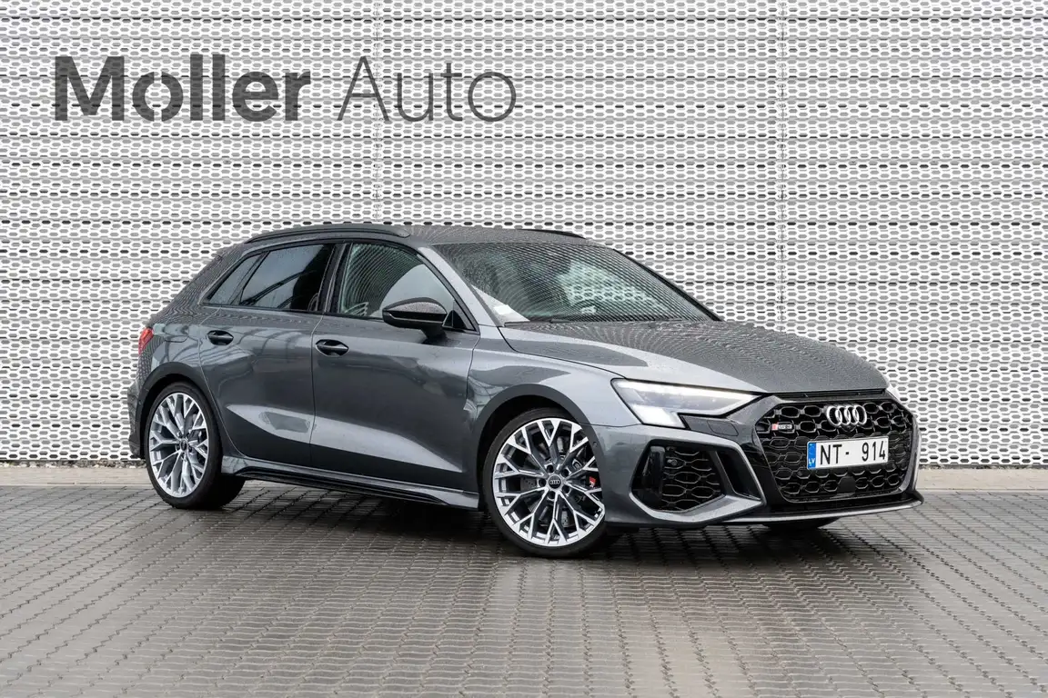 AUDI RS3