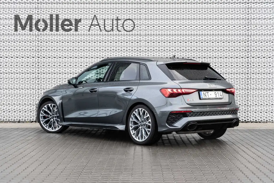 AUDI RS3