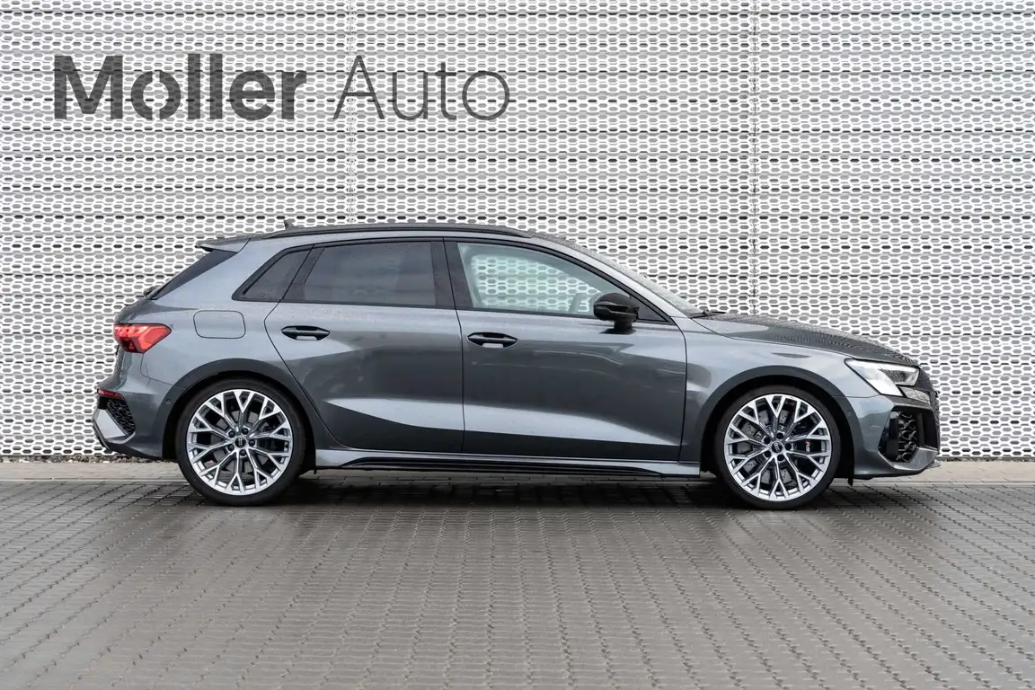 AUDI RS3