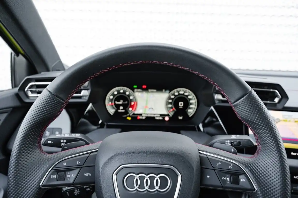 AUDI S3