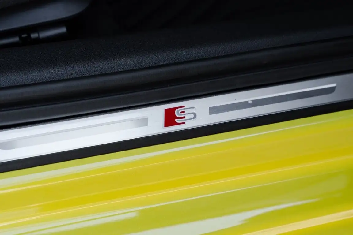 AUDI S3