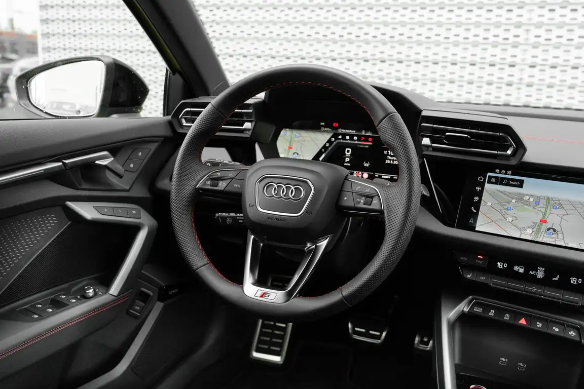 AUDI S3
