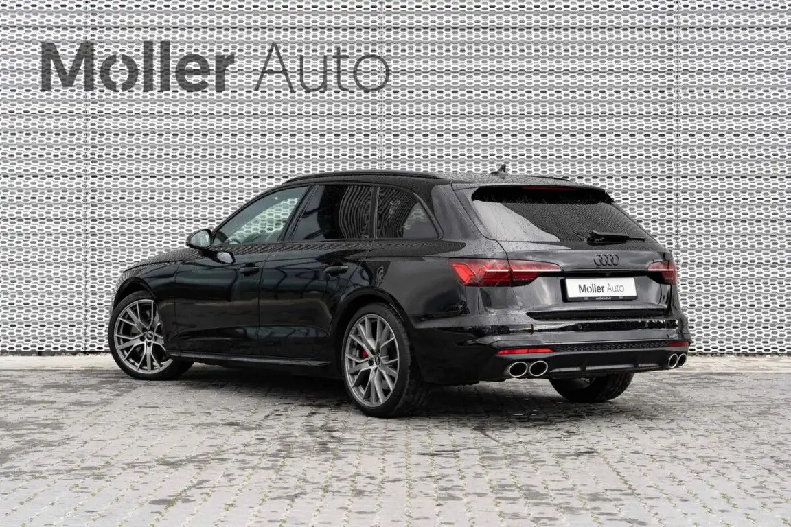 AUDI S4