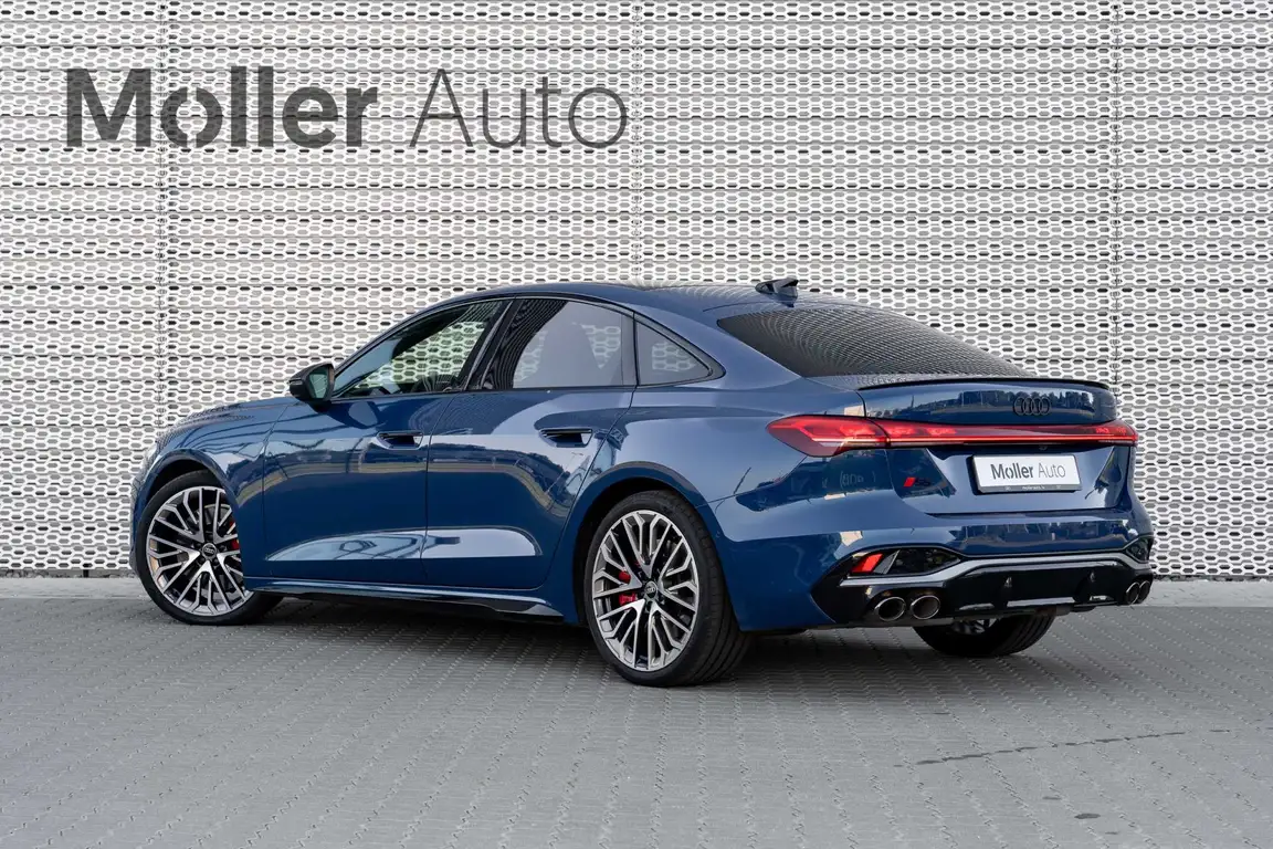 AUDI S5